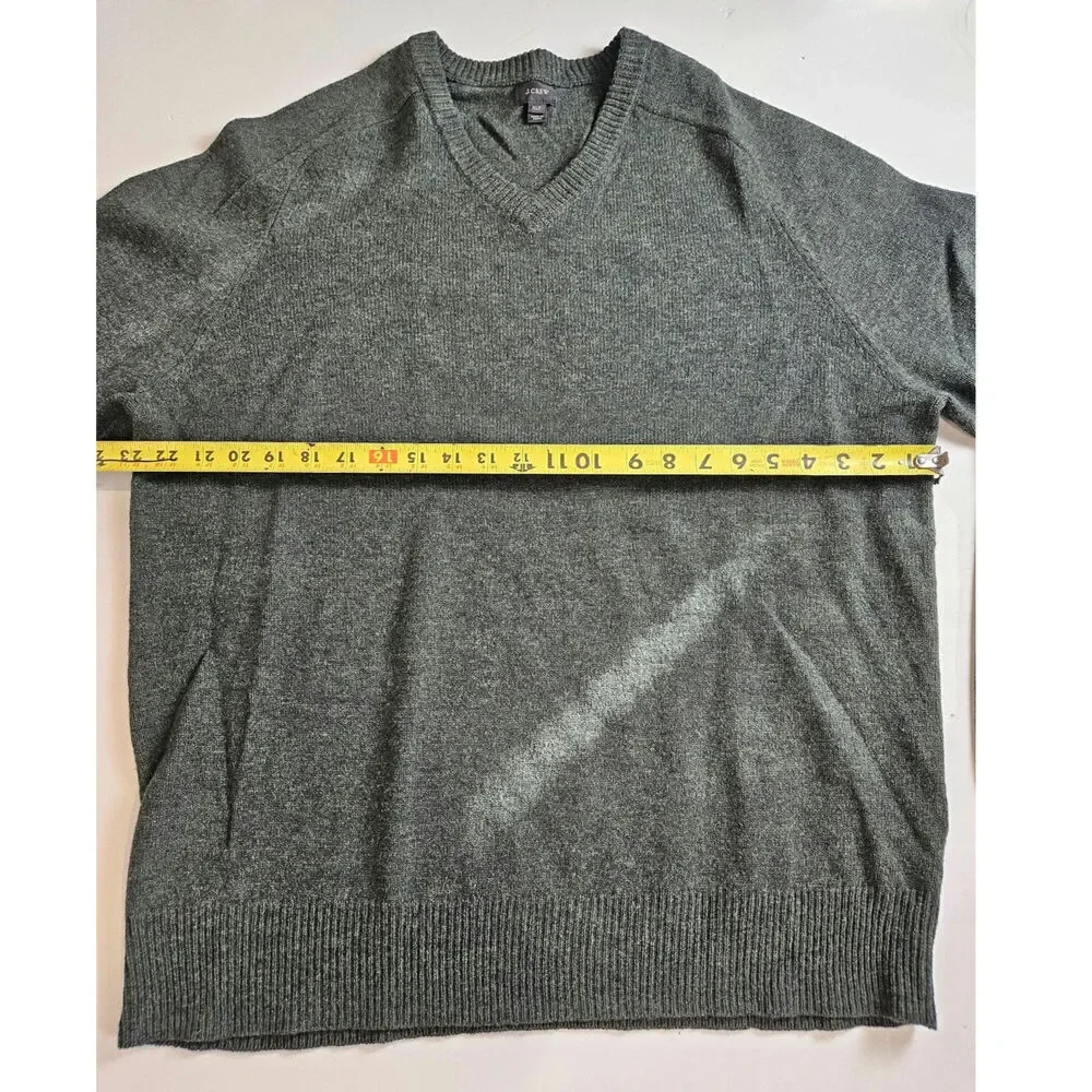J Crew V Neck Sweater Men's Size XL Tall Gray 100% Lambs Wool Long Sleeve